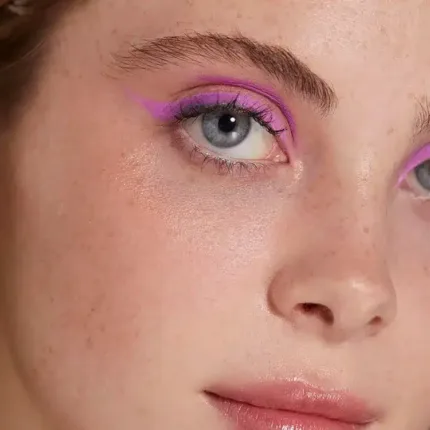 Rizador de pestañas rosa Light Pink de Beauty Creations, accesorio de belleza