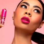 Envase de la tinta de labios Kiss Liptint tono Bloom de Pink Up