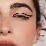 Delineador Plumón Magic Hour Waterproof - Tono Negro Kleancolor - Imagen 2