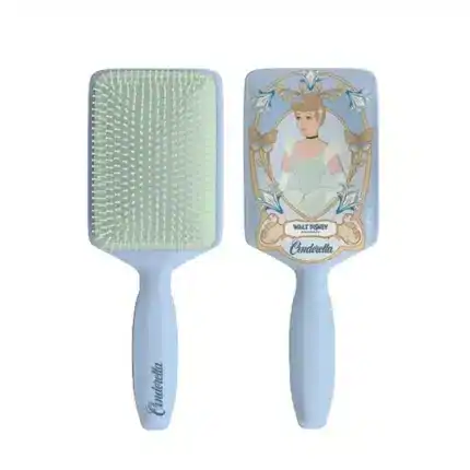 Peine Disney Cinderella con diseño de personaje de Disney para niñas. Ideal para peinar cabellos largos y cortos, con cerdas suaves.
